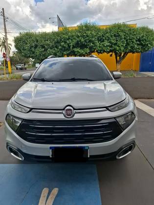 FIAT TORO 1.8 16V EVO FLEX FREEDOM OPEN EDITION AT6 FIAT TORO 1.8 16V EVO FLEX FREEDOM OPEN EDITION AT6